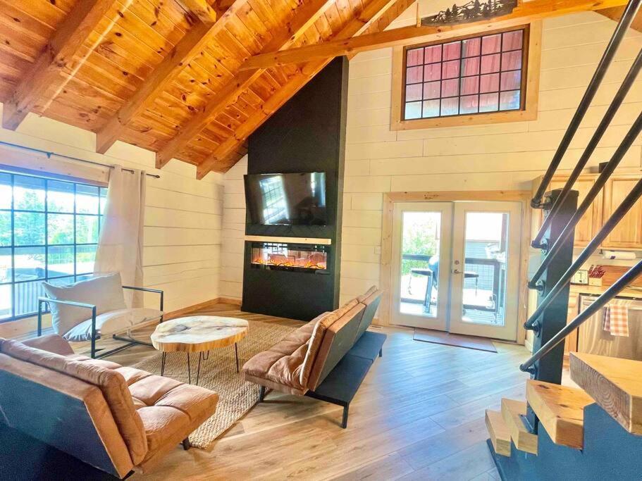 Modern Lake Side Nest• Hotub Fenced Yard King Beds Sevierville Zewnętrze zdjęcie