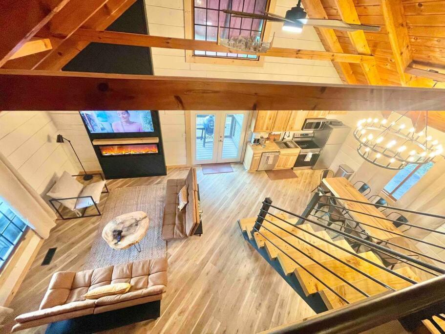 Modern Lake Side Nest• Hotub Fenced Yard King Beds Sevierville Zewnętrze zdjęcie