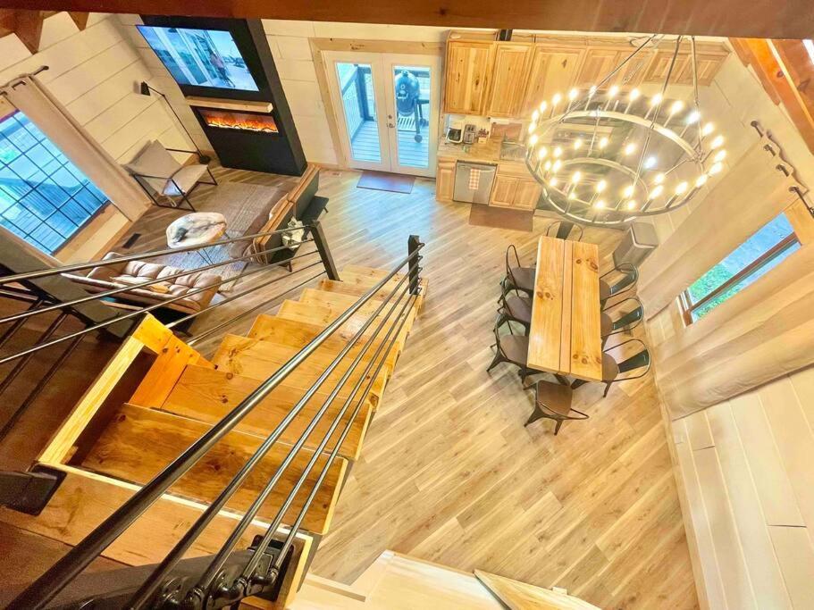 Modern Lake Side Nest• Hotub Fenced Yard King Beds Sevierville Zewnętrze zdjęcie