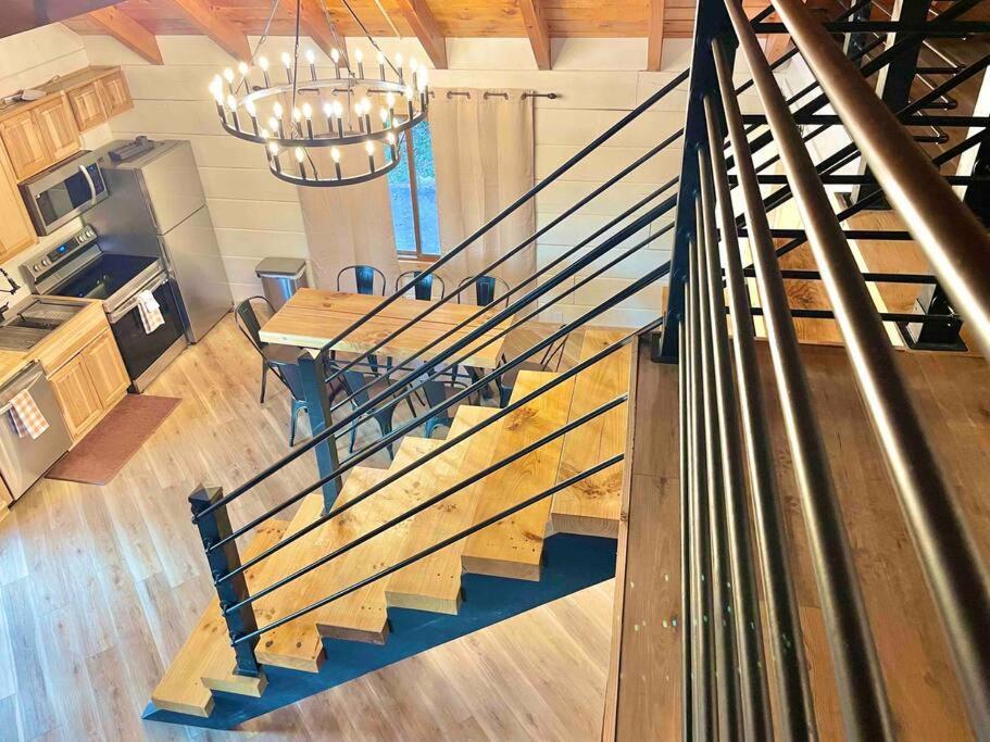 Modern Lake Side Nest• Hotub Fenced Yard King Beds Sevierville Zewnętrze zdjęcie