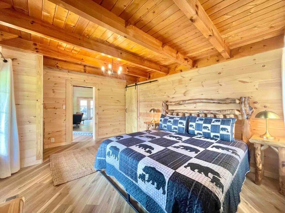 Modern Lake Side Nest• Hotub Fenced Yard King Beds Sevierville Zewnętrze zdjęcie