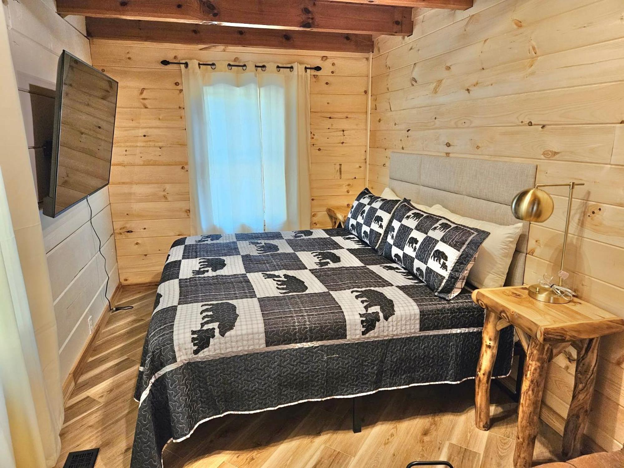 Modern Lake Side Nest• Hotub Fenced Yard King Beds Sevierville Zewnętrze zdjęcie